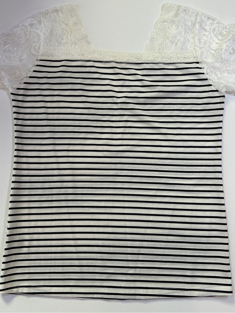 POL Black & White Striped Lace Sleeve Top | Boho Cottagecore Romantic | Size L - Picture 4 of 7